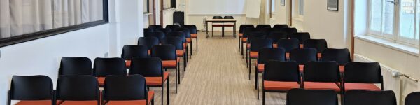 Salle Customs - Théâtre (2)